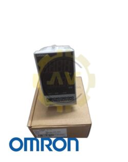 Bộ ổn nhiệt Omron E5EWL-R1TC