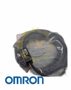 Cảm biến E3Z-D61 2M